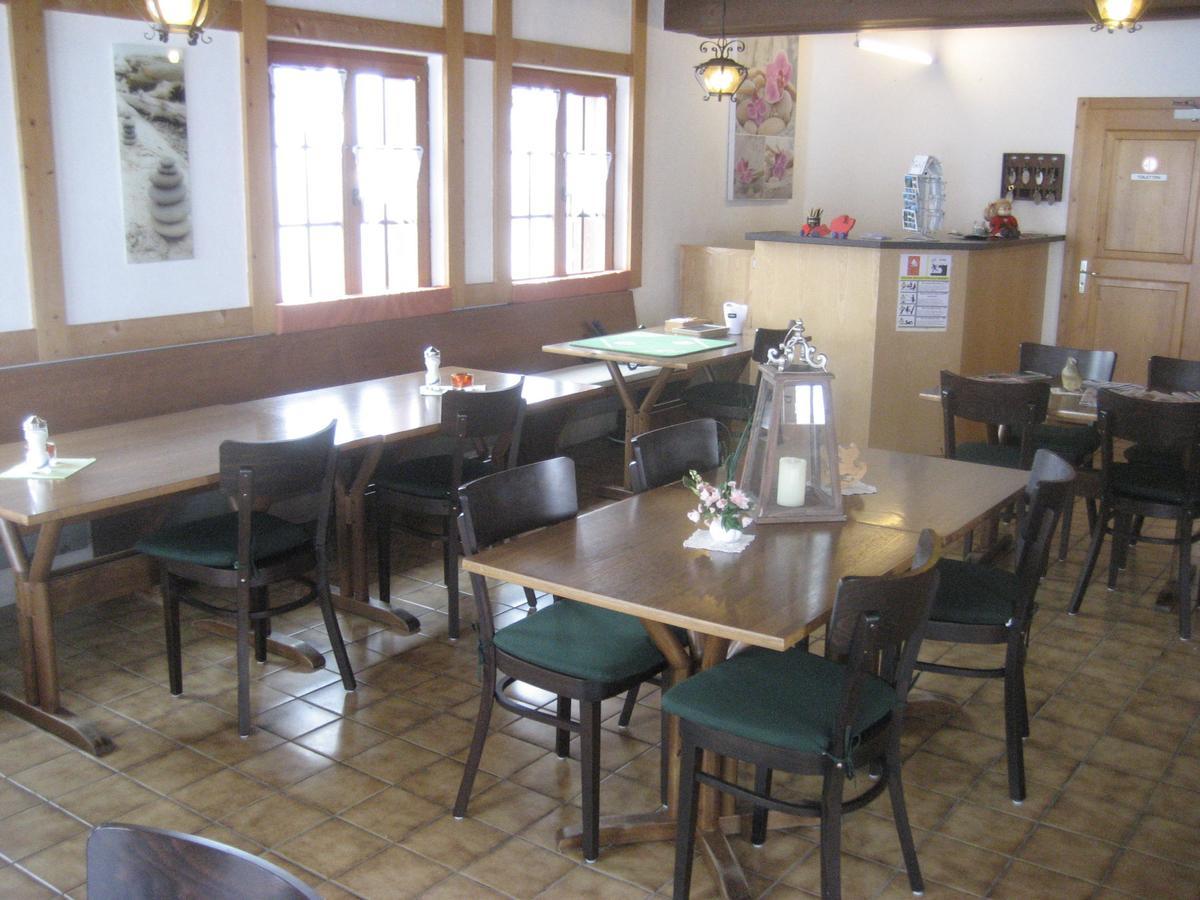B&B Pension Laerch Obergesteln Екстер'єр фото