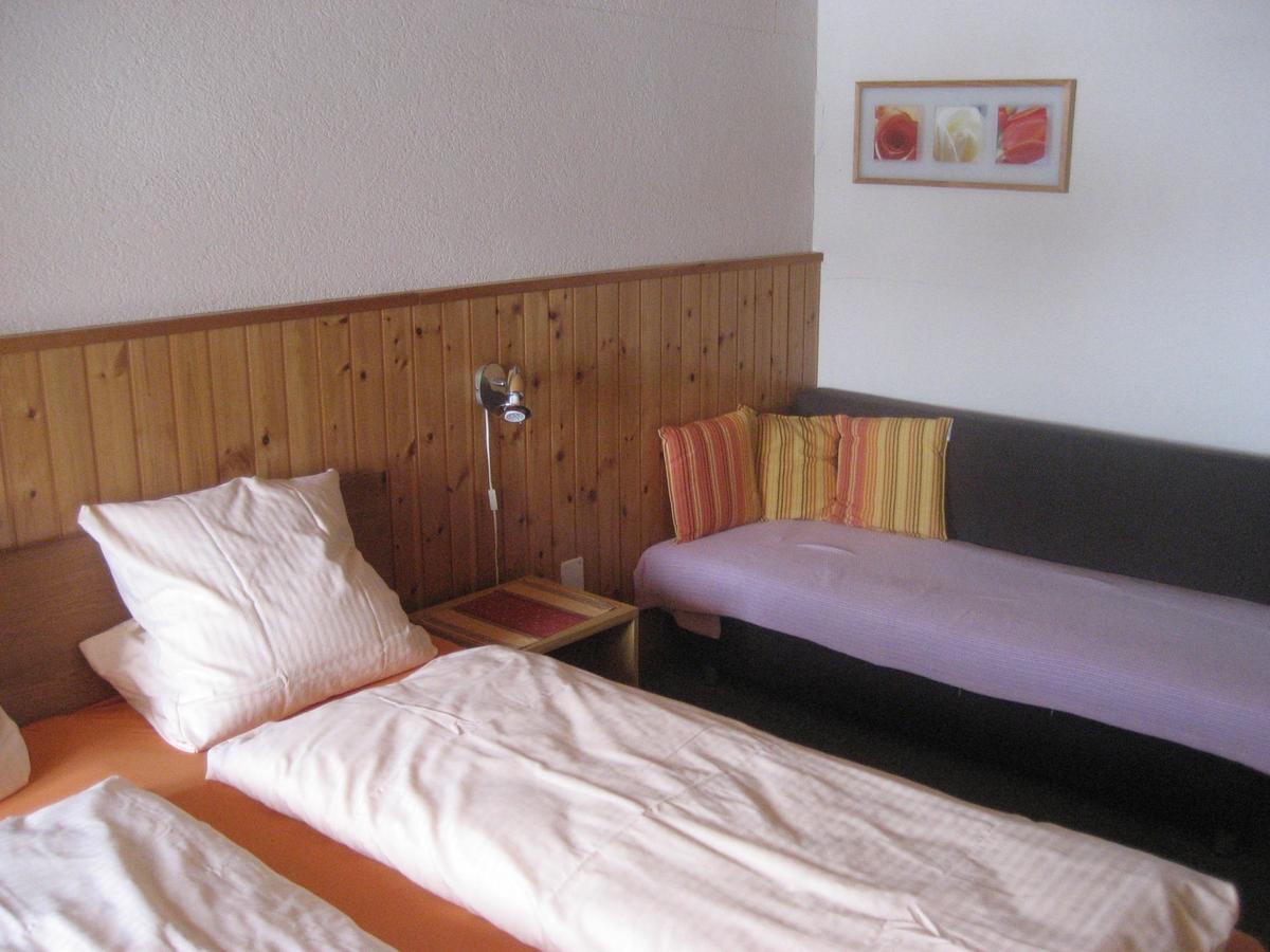 B&B Pension Laerch Obergesteln Екстер'єр фото